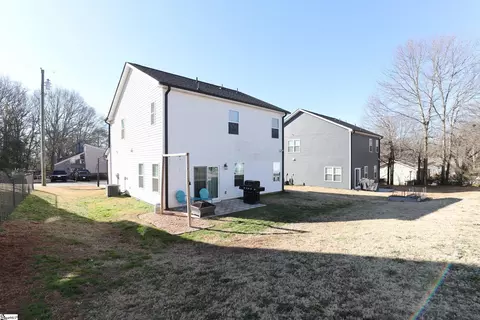 Exterior - 209 Phillips Ave, Easley, SC 29640 photo 4 of 6