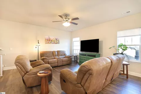 Living - 209 Phillips Ave, Easley, SC 29640 photo 1 of 1