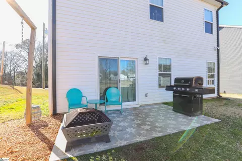 Exterior - 209 Phillips Ave, Easley, SC 29640 photo 3 of 6