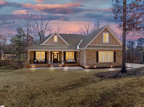 205 Cane Creek Way, Campobello, SC 29322