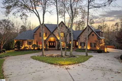 420 Chancery Ln, Simpsonville, SC 29681