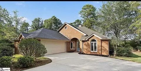 101 Wexford Pl, Greenwood, SC 29649