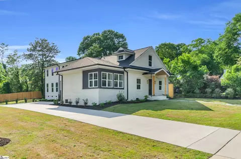 102 W Circle Ave, Greenville, SC 29607