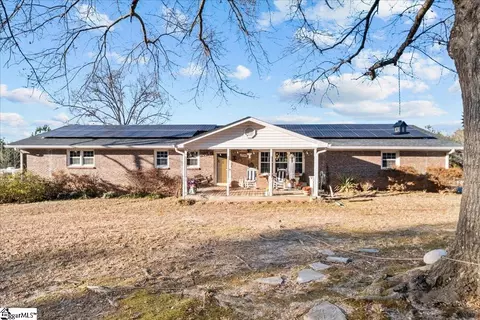 200 Crocker Ct, Spartanburg, SC 29307