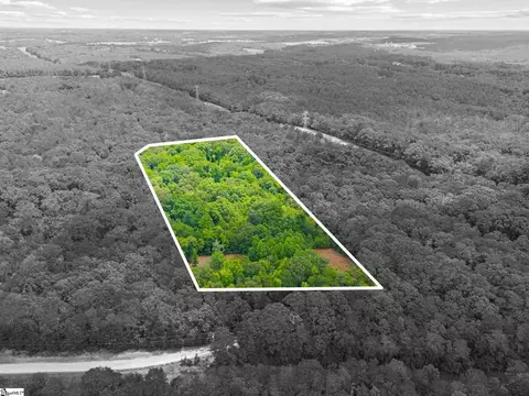 161 Utz Ln, Starr, SC 29684 photo 2