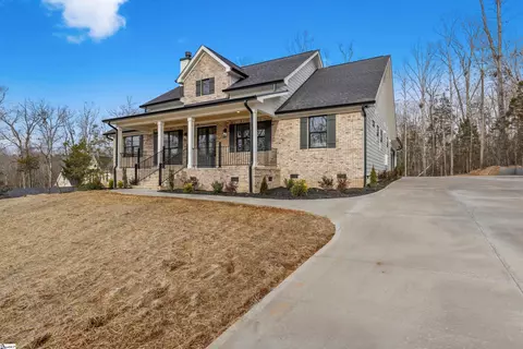 120 Treaty Point Dr, Fountain Inn, SC 29644