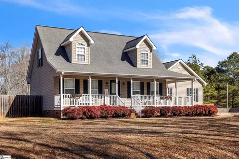 241 Garvin Rd, Liberty, SC 29657