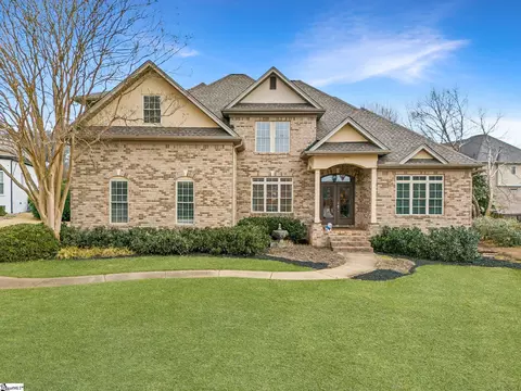 702 Carolina Bay Ct, Simpsonville, SC 29681