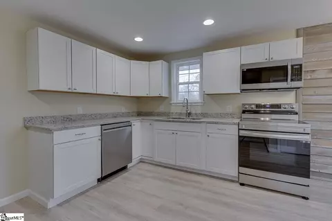 310 Powell St, Easley, SC 29640 photo 19
