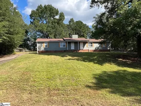 307 Woodsong Dr, Inman, SC 29349