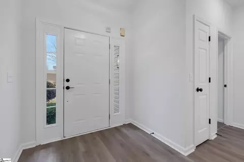 Entry Way - 204 Durand Ct, Greer, SC 29650 photo 2 of 5