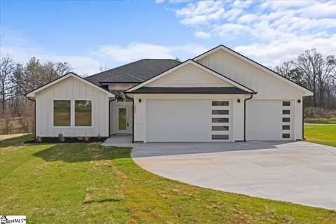 200 Tot Howell Rd, Greer, SC 29651