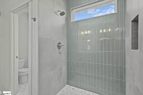 Bath - 200 Tot Howell Rd, Greer, SC 29651 photo 1 of 4