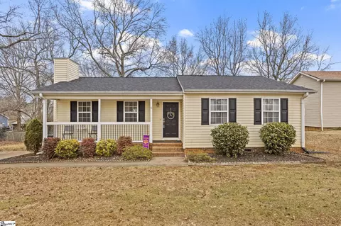 5 Mountain Fork Dr, Taylors, SC 29687