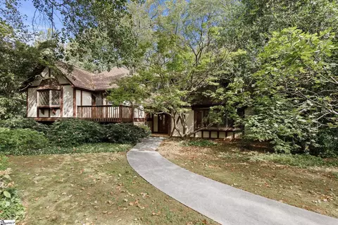 3 Parrish Ct, Greenville, SC 29607