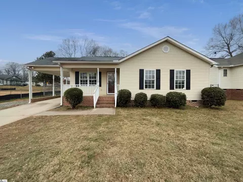 120 Harvin St, Spartanburg, SC 29303