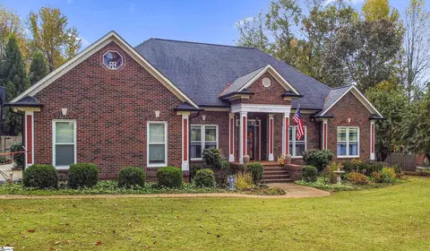 331 Fishermans Cv, Inman, SC 29349
