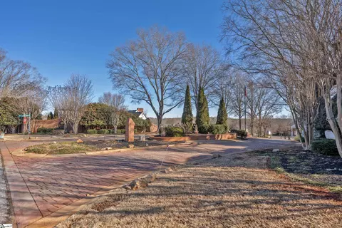33 Seaside Ln, Greer, SC 29650 photo 32