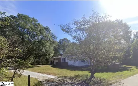153 Todd Rd, Gray Court, SC 29645