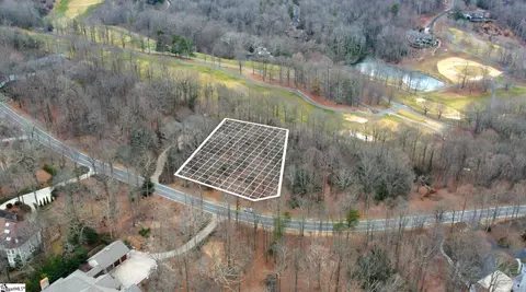 66 Cliffs Pkwy, Landrum, SC 29356