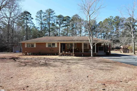 116 Bell Ave, Clinton, SC 29325
