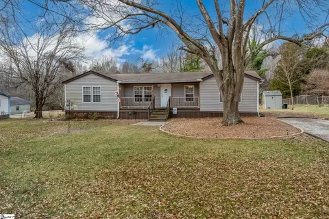 350 Rosedale Dr, Greer, SC 29651