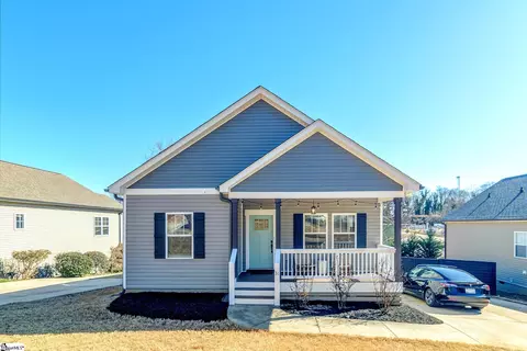 31 Burgess Ave, Greenville, SC 29609