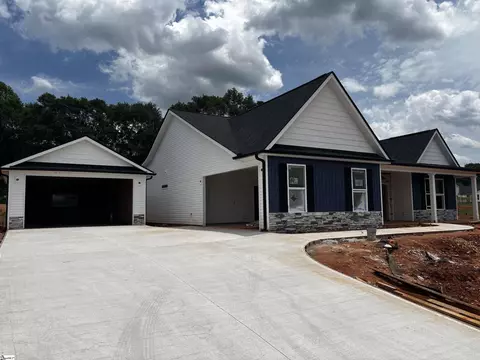 116 Hinton Farms Dr, Easley, SC 29640 photo 2