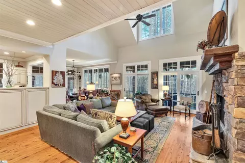 311 Top Rdg, Sunset, SC 29685 photo 10