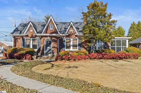 106 W Church St, Greer, SC 29650