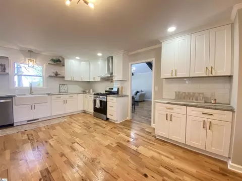 116 Mt Vernon Cir, Greer, SC 29651 photo 4