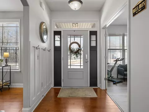 108 Henderson Rd, Greer, SC 29651 photo 4