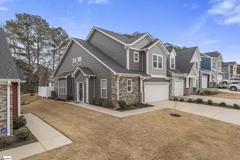 221 Rosecroft Dr, Easley, SC 29642