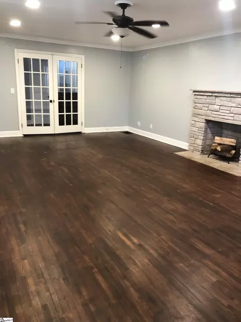 Living - 1402 Anderson Dr, Williamston, SC 29697 photo 3 of 5