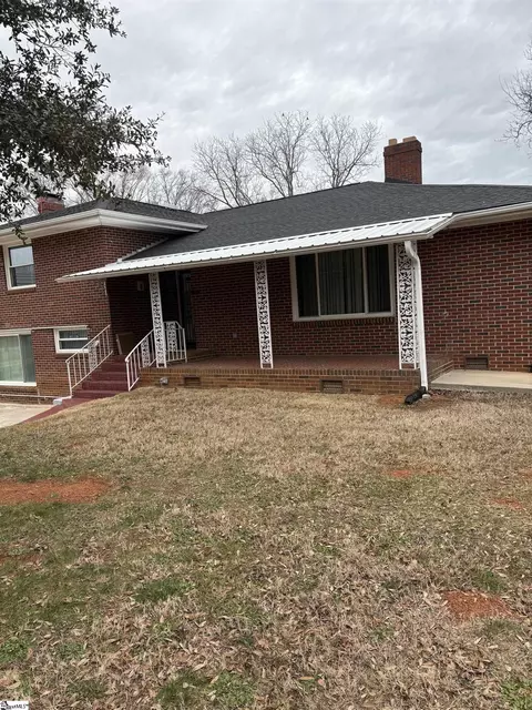 Exterior - 1402 Anderson Dr, Williamston, SC 29697 photo 1 of 2