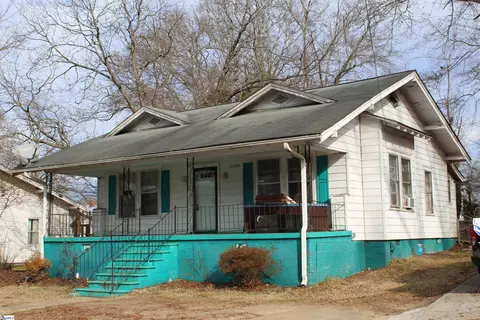 114 Maryland Ave, Honea Path, SC 29654