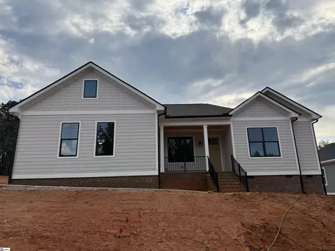 7 Halowell Ln, Travelers Rest, SC 29690