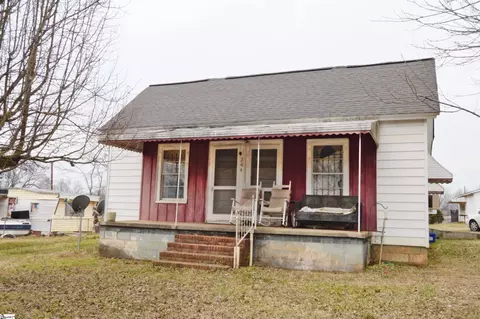 206 W Marion Rd, Greenville, SC 29617