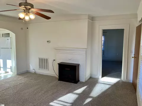 Living - 113 Garrison St, Easley, SC 29640 photo 3 of 3