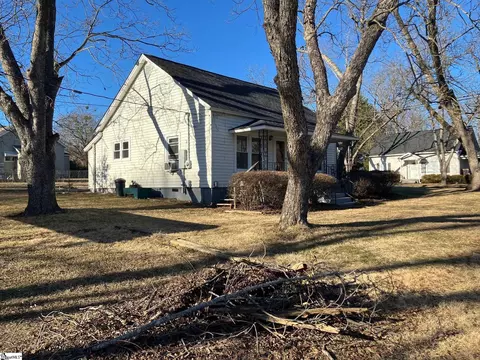 Exterior - 113 Garrison St, Easley, SC 29640 photo 7 of 8