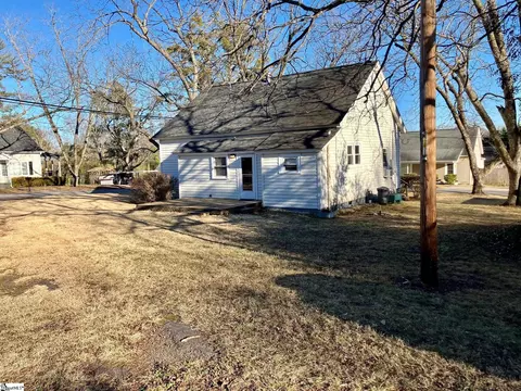 Exterior - 113 Garrison St, Easley, SC 29640 photo 8 of 8