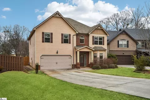 141 River Valley Ln, Greenville, SC 29605