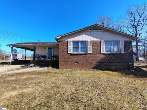 120 Uneeda Dr, Greenville, SC 29605