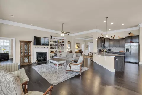 Living - 146 Willowbottom Dr, Greer, SC 29651 photo 3 of 3