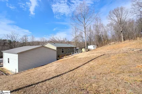 109 Boone Dr, Easley, SC 29640 photo 32