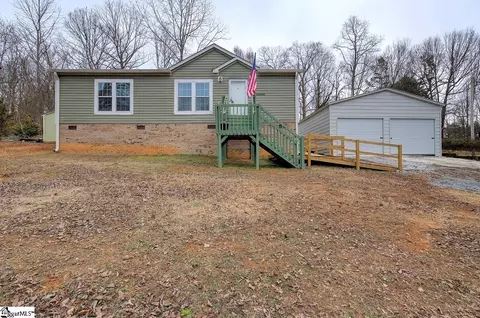 109 Boone Dr, Easley, SC 29640