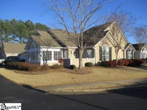 143 Ravines Ln, Spartanburg, SC 29301