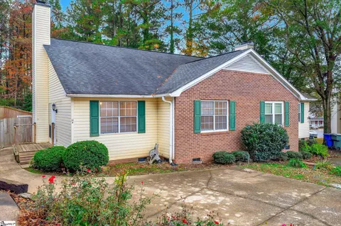 14 Setter Ln UNIT A, Greenville, SC 29607
