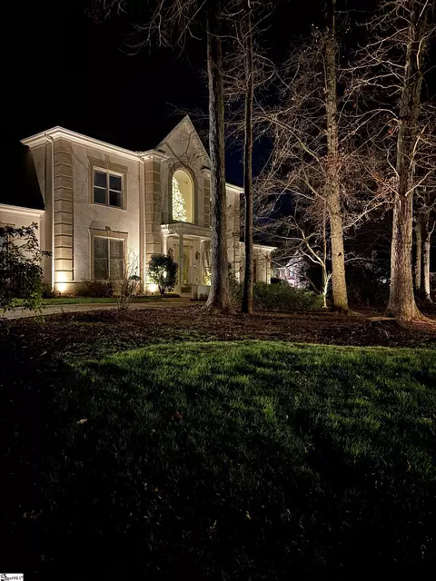 1012 River Walk Dr, Simpsonville, SC 29681