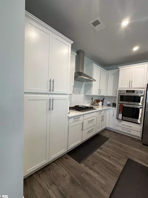 Kitchen - 917 Maple Grove Way, Greer, SC 29651 photo 2 of 3